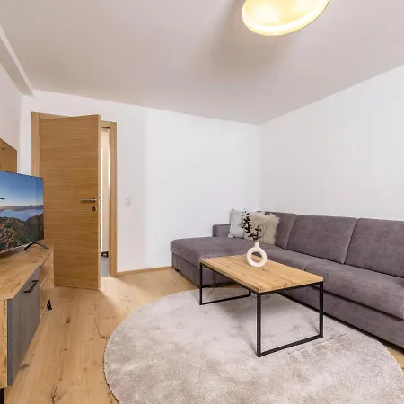شقة Suprior Bergblick 06 By Interhome